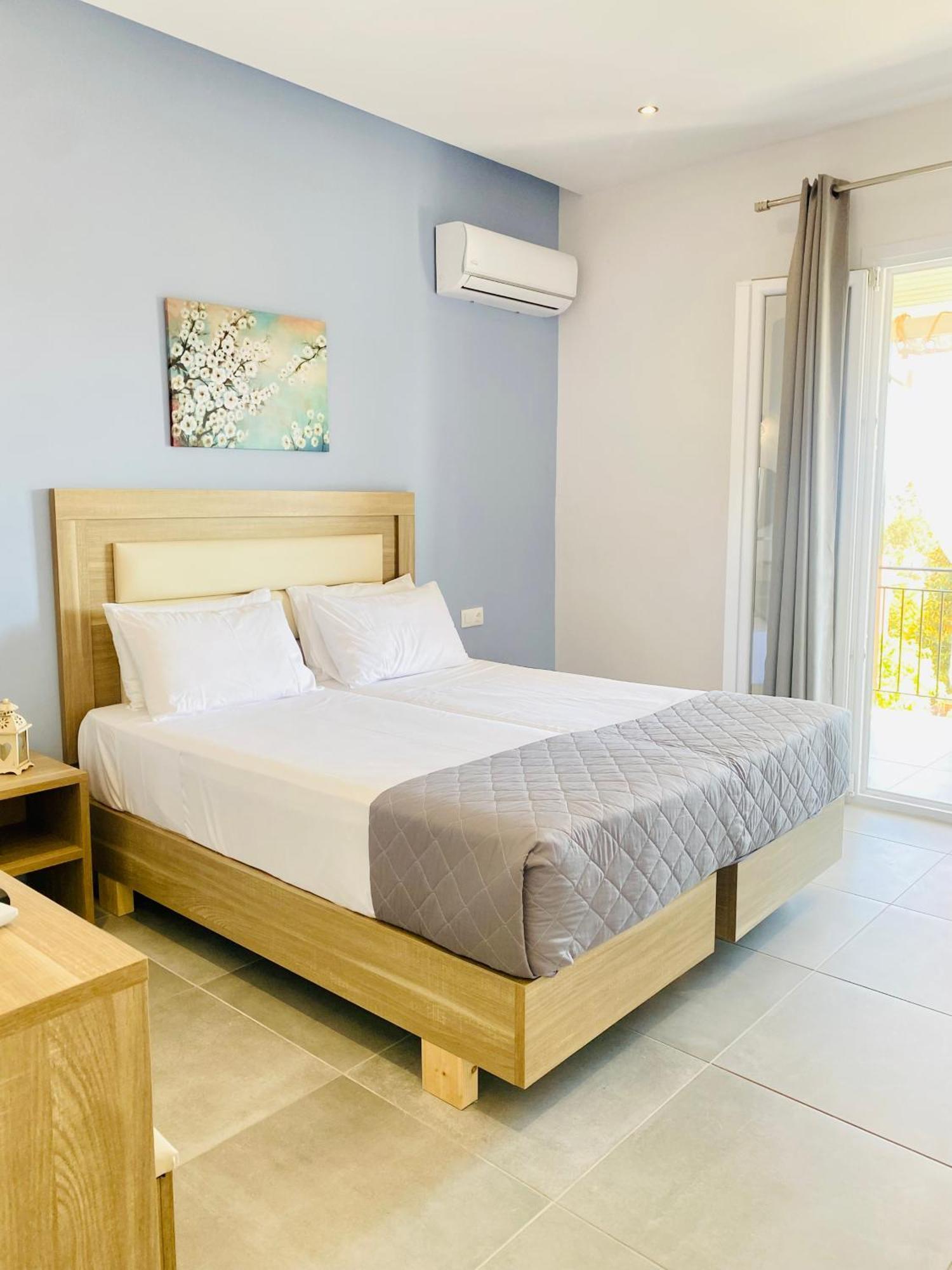 Paradiso Hotel Sea View And Pool Suites Ipsos Corfu Exteriér fotografie